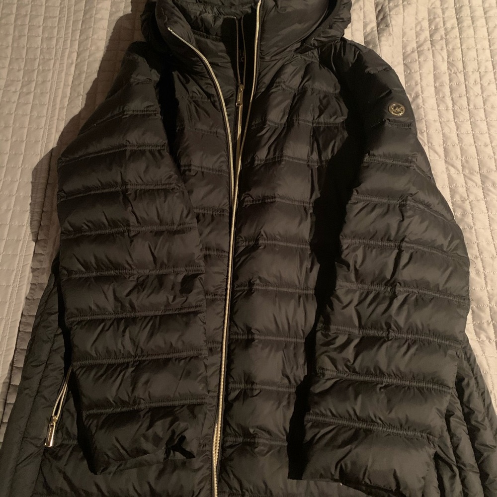 *SOLD* Women's Michael Kors down coat